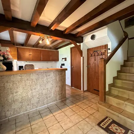 Holiday home Chuta Bas